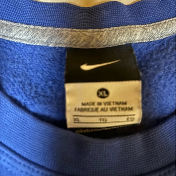 Nike CCA 2021 crewneck XL - Picture 3 of 3